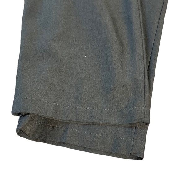 Bundle of 3 Haggar dress pants - Picture 9 of 16